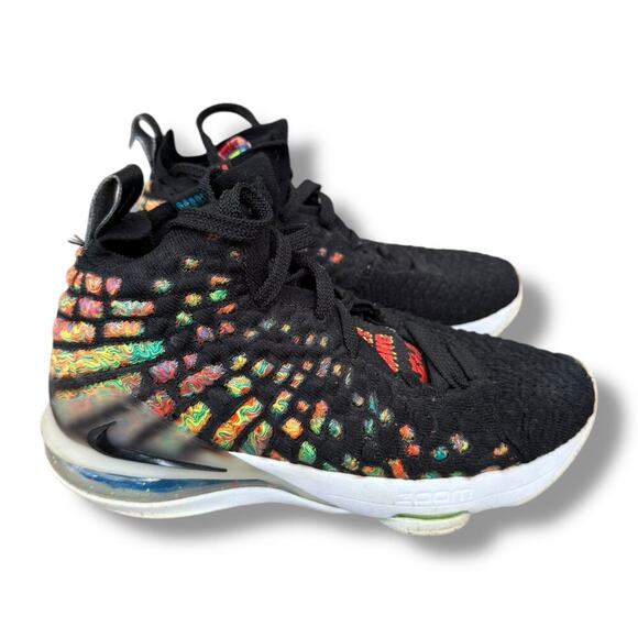 Nike James Gang Sneakers Youth 4Y Black Multi Knitposite LeBron 17 GS BQ5594 005 - Picture 1 of 8